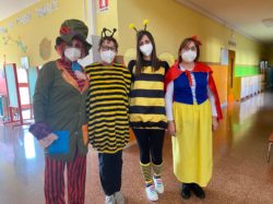 … festeggiato in maschera il carnevale …